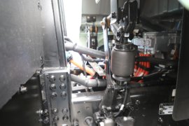 解放J6G&nbsp;电动牵引车底盘图片