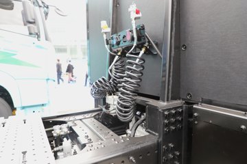 ���J6G Pro 6X4 ���綯ǣ���� ����ʱ��400kWhͼƬ