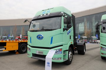 解放J6P 4X2 纯电动牵引车 宁德时代465kWh