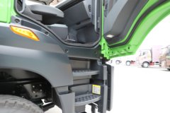 青岛解放 鹰拓Pro 11.1L柴油 460马力 8X4 一汽解放12档 5.8米自卸车 青岛解放 鹰拓Pro 11.1L柴油 460马力 8X4 一汽解放12档 5.8米自卸车