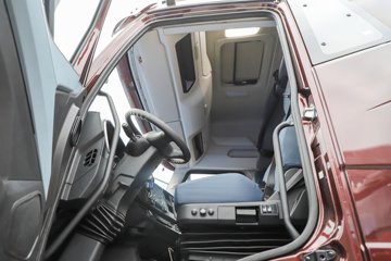 ���J6V ��Ӣ�� 11.1L���� 480���� 8X4 һ�����12�� AMT�Զ��� 9.4�ײ�դʽ�ػ���ͼƬ