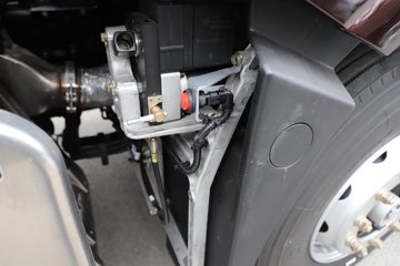 ���J6V ��Ӣ�� 11.1L���� 480���� 8X4 һ�����12�� AMT�Զ��� 9.4�ײ�դʽ�ػ���ͼƬ