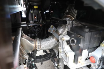 ���J6V ��Ӣ�� 11.1L���� 480���� 8X4 һ�����12�� AMT�Զ��� 9.4�ײ�դʽ�ػ���ͼƬ