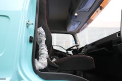 青岛解放JK6 4X2 9.75米纯电动厢式载货车 宁德时代246kWh 青岛解放JK6 4X2 9.75米纯电动厢式载货车 宁德时代246kWh