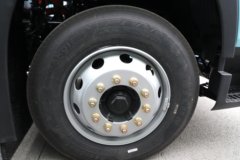 青岛解放JK6 4X2 9.75米纯电动厢式载货车 宁德时代246kWh 青岛解放JK6 4X2 9.75米纯电动厢式载货车 宁德时代246kWh