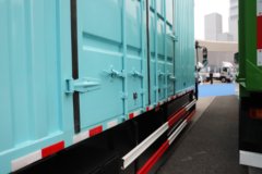 青岛解放JK6 4X2 9.75米纯电动厢式载货车 宁德时代246kWh 青岛解放JK6 4X2 9.75米纯电动厢式载货车 宁德时代246kWh
