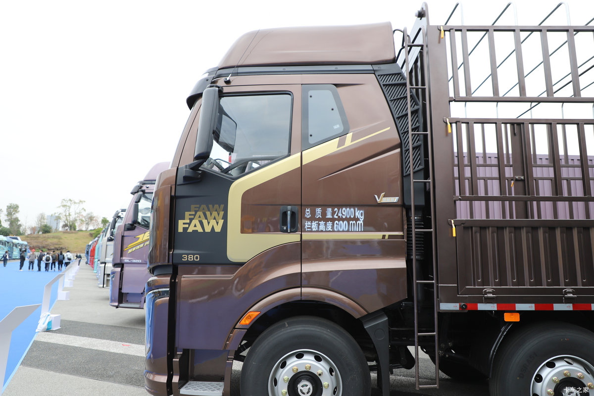 ���J6V �캽�� 7.8L���� 380���� 6X2 һ�����10�� 7.7�ײ�դʽ�ػ������                                                