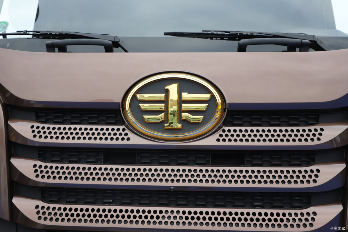 ���J6V �캽�� 7.8L���� 380���� 6X2 һ�����10�� 7.7�ײ�դʽ�ػ������                                                