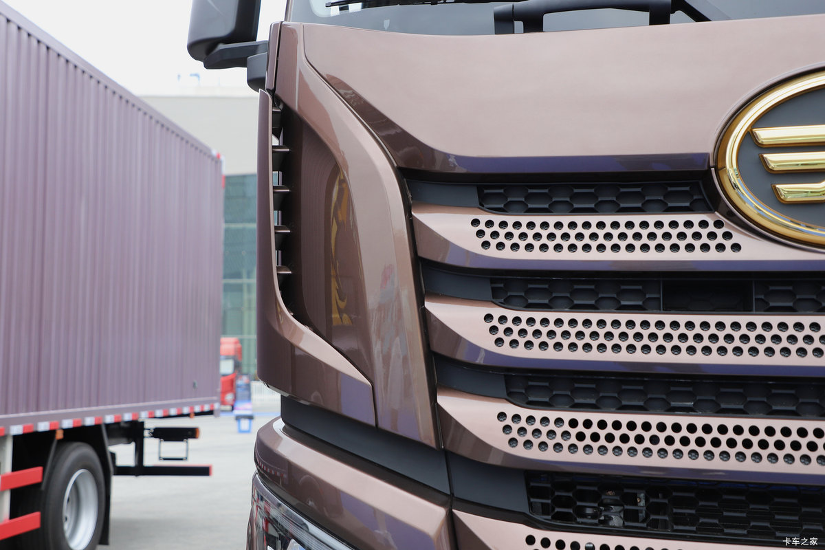 ���J6V �캽�� 7.8L���� 380���� 6X2 һ�����10�� 7.7�ײ�դʽ�ػ������                                                