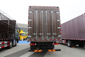 解放J6V&nbsp;载货车外观                                                图片