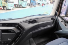 解放J6V 领航版 7.8L柴油 380马力 6X2 一汽解放10档 7.7米仓栅式载货车 解放J6V 领航版 7.8L柴油 380马力 6X2 一汽解放10档 7.7米仓栅式载货车