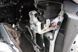 解放J6V&nbsp;载货车底盘                                                图片