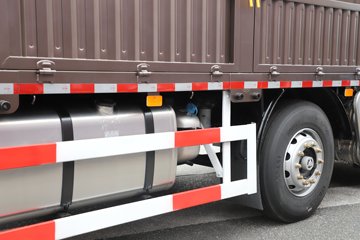 ���J6V �캽�� 7.8L���� 380���� 6X2 һ�����10�� 7.7�ײ�դʽ�ػ���ͼƬ