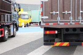 解放J6V&nbsp;载货车上装                                                图片