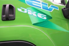 青岛解放JK6 8X4 6.5米纯电动自卸车 宁德时代350kWh 青岛解放JK6 8X4 6.5米纯电动自卸车 宁德时代350kWh