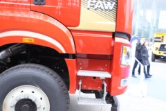 解放J6P 12.5L柴油 560马力 8X4 13档 6.8米自卸车 解放J6P 12.5L柴油 560马力 8X4 13档 6.8米自卸车