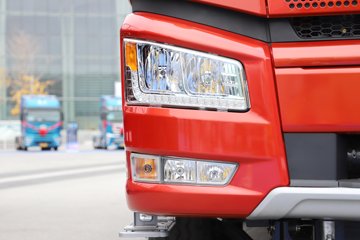 ���J6P 12.5L���� 560���� 8X4 13�� 6.8����ж��ͼƬ