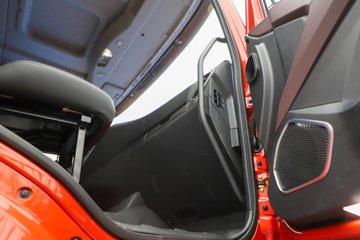 ���J6P 12.5L���� 560���� 8X4 13�� 6.8����ж��ͼƬ