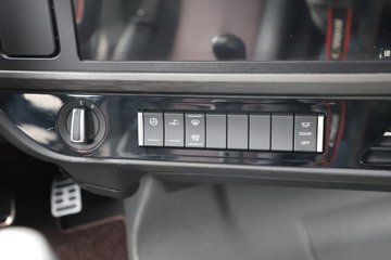 ���J6P 12.5L���� 560���� 8X4 13�� 6.8����ж��ͼƬ