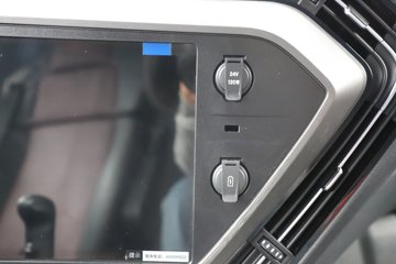 ���J6P 12.5L���� 560���� 8X4 13�� 6.8����ж��ͼƬ