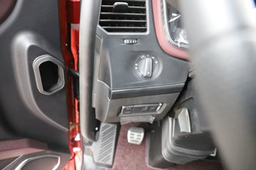 ���J6P 12.5L���� 560���� 8X4 13�� 6.8����ж��ͼƬ