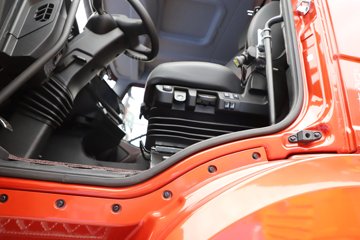 ���J6P 12.5L���� 560���� 8X4 13�� 6.8����ж��ͼƬ