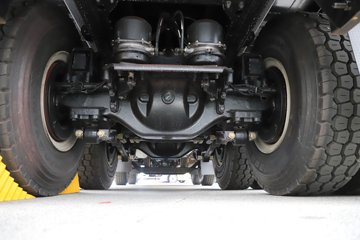 ���J6P 12.5L���� 560���� 8X4 13�� 6.8����ж��ͼƬ