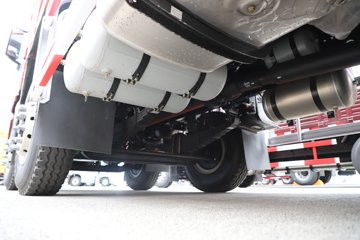 ���J6P 12.5L���� 560���� 8X4 13�� 6.8����ж��ͼƬ