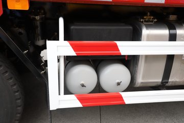 ���J6P 12.5L���� 560���� 8X4 13�� 6.8����ж��ͼƬ