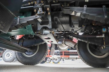 ���J6P 12.5L���� 560���� 8X4 13�� 6.8����ж��ͼƬ