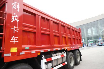 ���J6P 12.5L���� 560���� 8X4 13�� 6.8����ж��ͼƬ