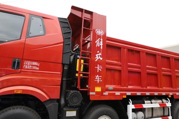 ���J6P 12.5L���� 560���� 8X4 13�� 6.8����ж��ͼƬ