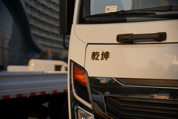 ����Ǭ��K6E ��ɲ 4.11�׵��Ŵ��綯��ʽ�Ῠ ����ʱ��120.27kWhͼƬ