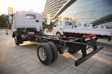 ����Ǭ��K6E ��ɲ 4.11�׵��Ŵ��綯��ʽ�Ῠ ����ʱ��120.27kWhͼƬ