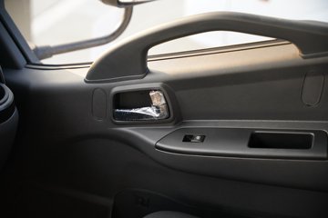 ����Ǭ��K6E ��ɲ 4.11�׵��Ŵ��綯��ʽ�Ῠ ����ʱ��120.27kWhͼƬ