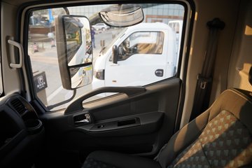 ����Ǭ��K6E ��ɲ 4.11�׵��Ŵ��綯��ʽ�Ῠ ����ʱ��120.27kWhͼƬ