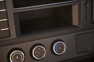 ����Ǭ��K6E ��ɲ 4.11�׵��Ŵ��綯��ʽ�Ῠ ����ʱ��120.27kWhͼƬ