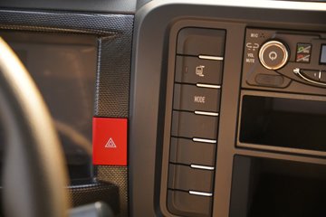 ����Ǭ��K6E ��ɲ 4.11�׵��Ŵ��綯��ʽ�Ῠ ����ʱ��120.27kWhͼƬ
