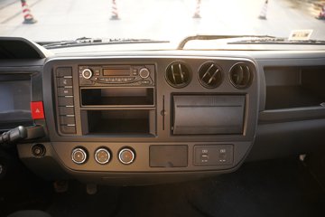 ����Ǭ��K6E ��ɲ 4.11�׵��Ŵ��綯��ʽ�Ῠ ����ʱ��120.27kWhͼƬ