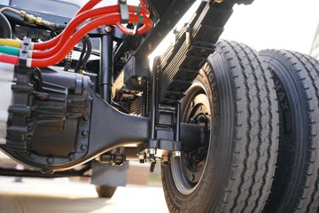 ����Ǭ��K6E ��ɲ 4.11�׵��Ŵ��綯��ʽ�Ῠ ����ʱ��120.27kWhͼƬ