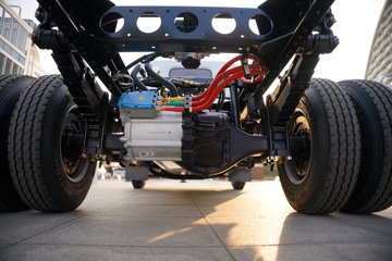 ����Ǭ��K6E ��ɲ 4.11�׵��Ŵ��綯��ʽ�Ῠ ����ʱ��120.27kWhͼƬ