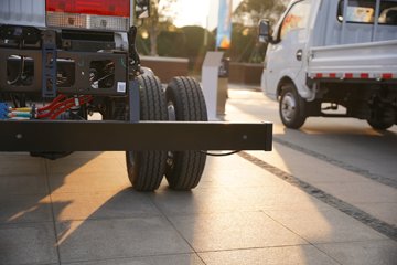 ����Ǭ��K6E ��ɲ 4.11�׵��Ŵ��綯��ʽ�Ῠ ����ʱ��120.27kWhͼƬ