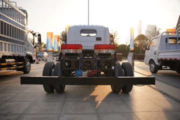 ����Ǭ��K6E ��ɲ 4.11�׵��Ŵ��綯��ʽ�Ῠ ����ʱ��120.27kWhͼƬ