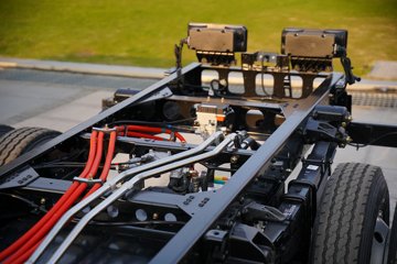 ����Ǭ��K6E ��ɲ 4.11�׵��Ŵ��綯��ʽ�Ῠ ����ʱ��120.27kWhͼƬ