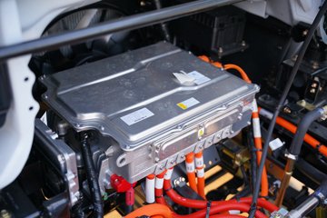 ����Ǭ��K6E ��ɲ 4.11�׵��Ŵ��綯��ʽ�Ῠ ����ʱ��120.27kWhͼƬ