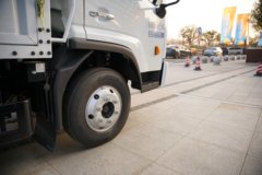 东风乾坤K6E 气刹 4.11米单排纯电动仓栅式轻卡 宁德时代140.41kWh