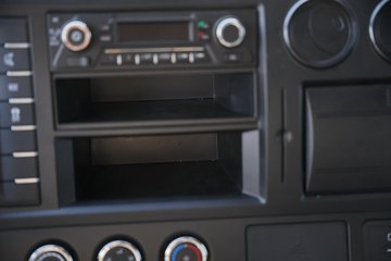 ����Ǭ��K6E ��ɲ 4.11�׵��Ŵ��綯��դʽ�Ῠ ����ʱ��140.41kWhͼƬ