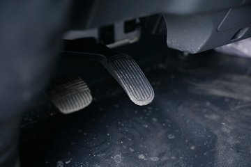 ����Ǭ��K6E ��ɲ 4.11�׵��Ŵ��綯��դʽ�Ῠ ����ʱ��140.41kWhͼƬ