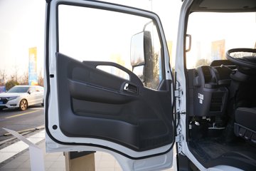 ����Ǭ��K6E ��ɲ 4.11�׵��Ŵ��綯��դʽ�Ῠ ����ʱ��140.41kWhͼƬ