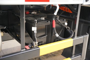 ����Ǭ��K6E ��ɲ 4.11�׵��Ŵ��綯��դʽ�Ῠ ����ʱ��140.41kWhͼƬ